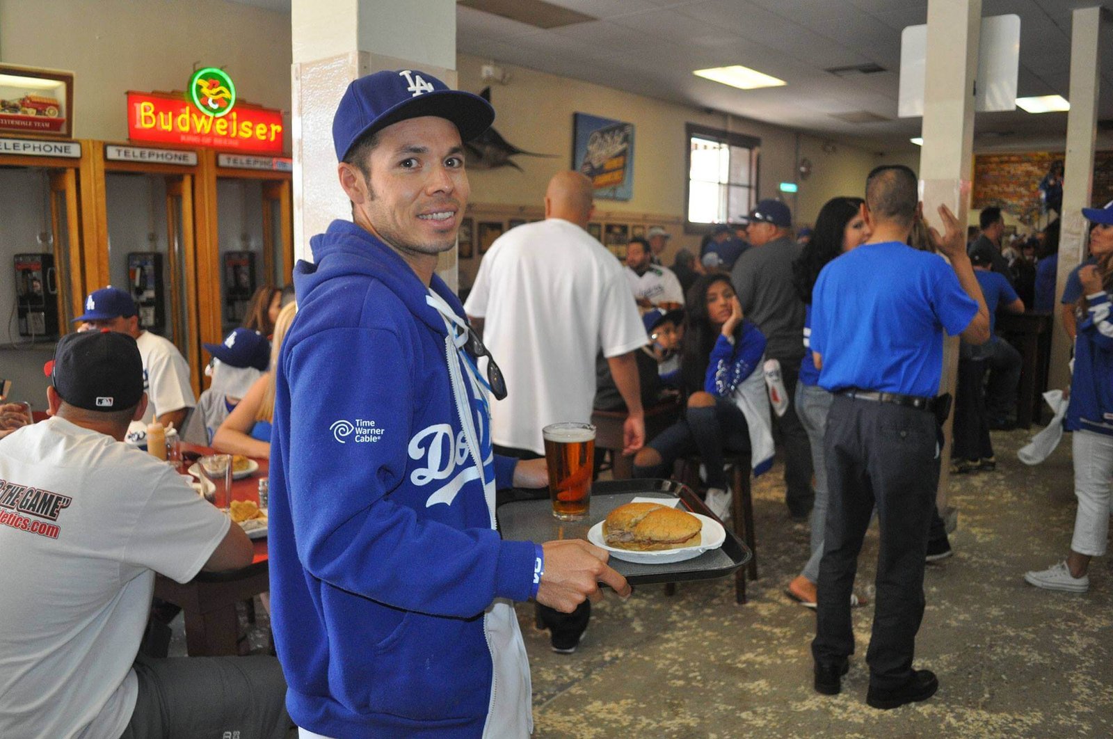 Philippe's to Show All Dodger Games