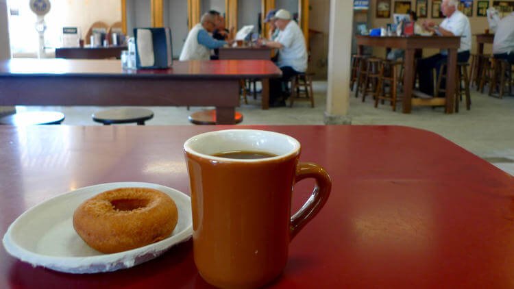 la-dd-the-joy-of-45cent-coffee-20150430-001
